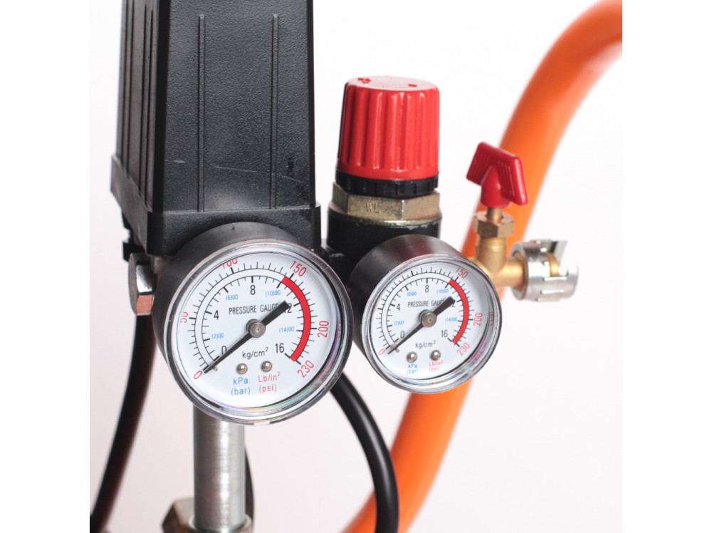 Компрессор Remeza поршневой ременной Patriot СБ 4/С-50 LB 30 A